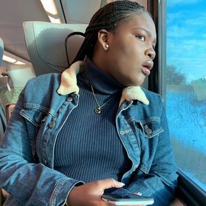 Meet your Posher, Debby